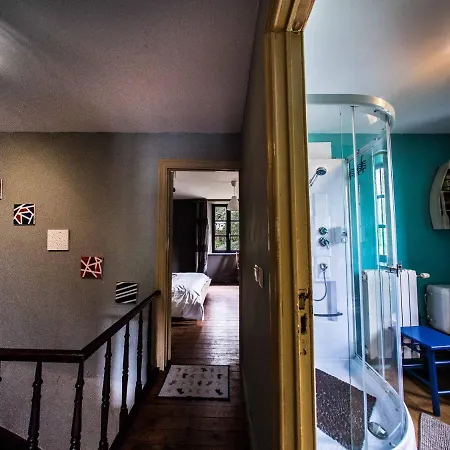 Aux 10 Clefs فندق مبيت وإفطار 3*