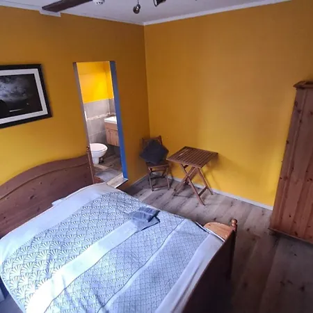 B＆b オ 10 クレ ベッド・アンド・ブレックファスト デュルビュイ