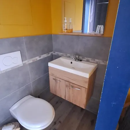 B＆b オ 10 クレ ベッド・アンド・ブレックファスト 3*