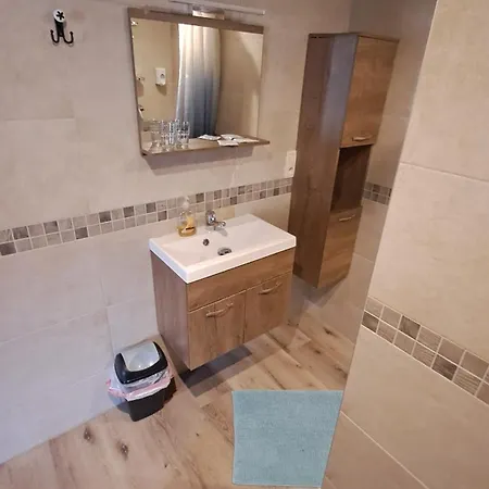 ベッド・アンド・ブレックファスト B＆b オ 10 クレ デュルビュイ